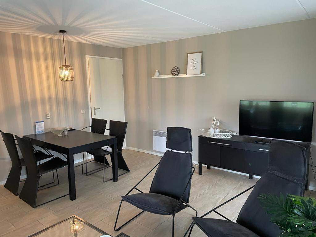 Escape, Appartement Met Groot Terras บูเริน ภายนอก รูปภาพ